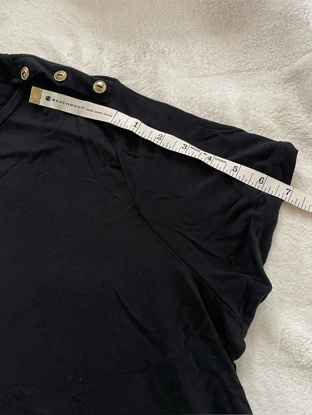 Ellen Tracy Black Knotted Top with Gold Should Buttons size XL - Picture 12 of 12